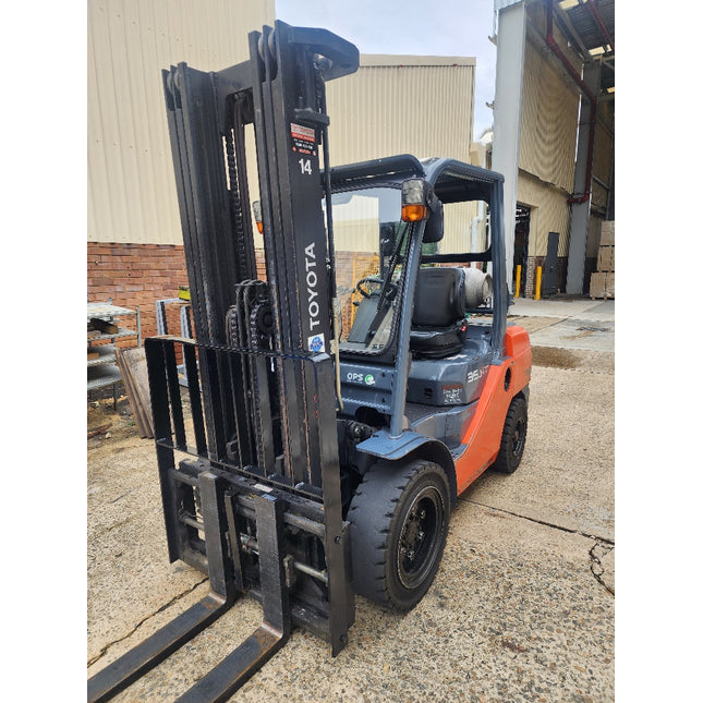 Toyota Forklift 32-8FGJ35 - Dual Fuel 2018