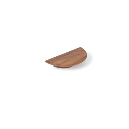 Buy Daintree Half By Momo Handles from $69.00 - Shipping Australia wide or Click & Collect option. The Daintree Half Round Handle is a remarkable creation skillfully fabricated from top-quality hardwood. Offered in three sizes and available in American Oa